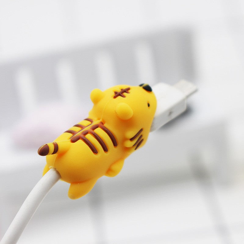 Animal Cable Protector, Cute Animal Bite Compatible for Charging Cable Cord Protector