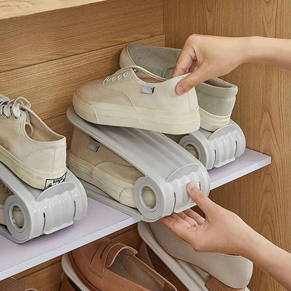 Adjustable shoe rack keeping a shoe cabinet tidy and organized