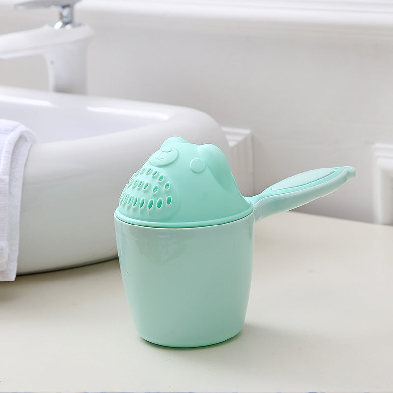 Baby shower rinse cup in blue