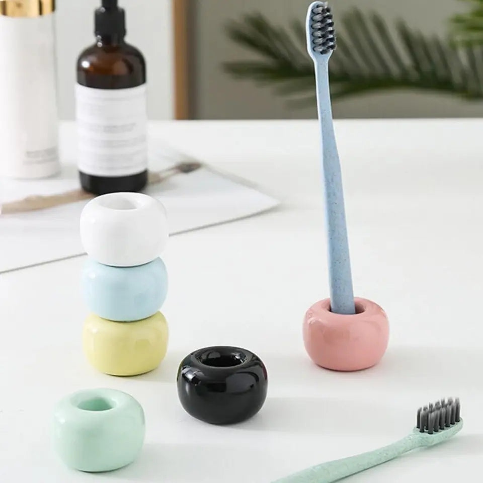 Ceramic multipurpose holder for toothbrushes and makeup brushes