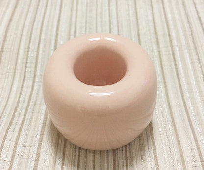Ceramic toothbrush holder in pink