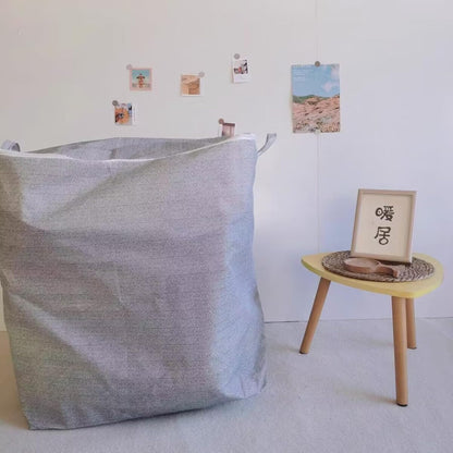Large capacity storage bag for clothes and bedding