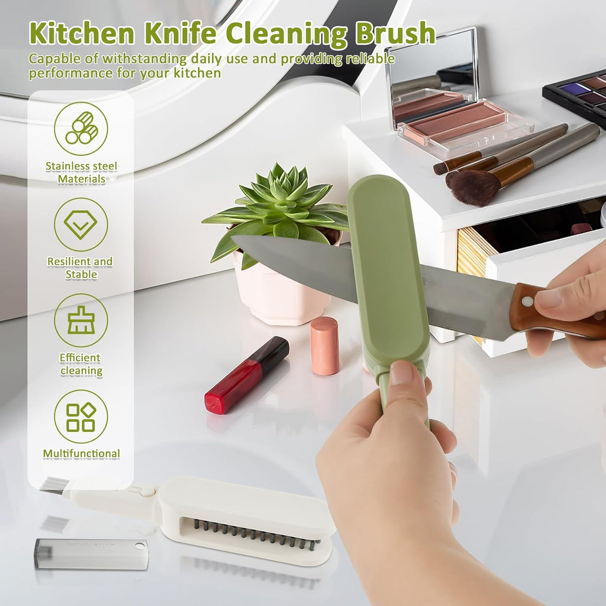 Cutlery brush for quick dishwashing