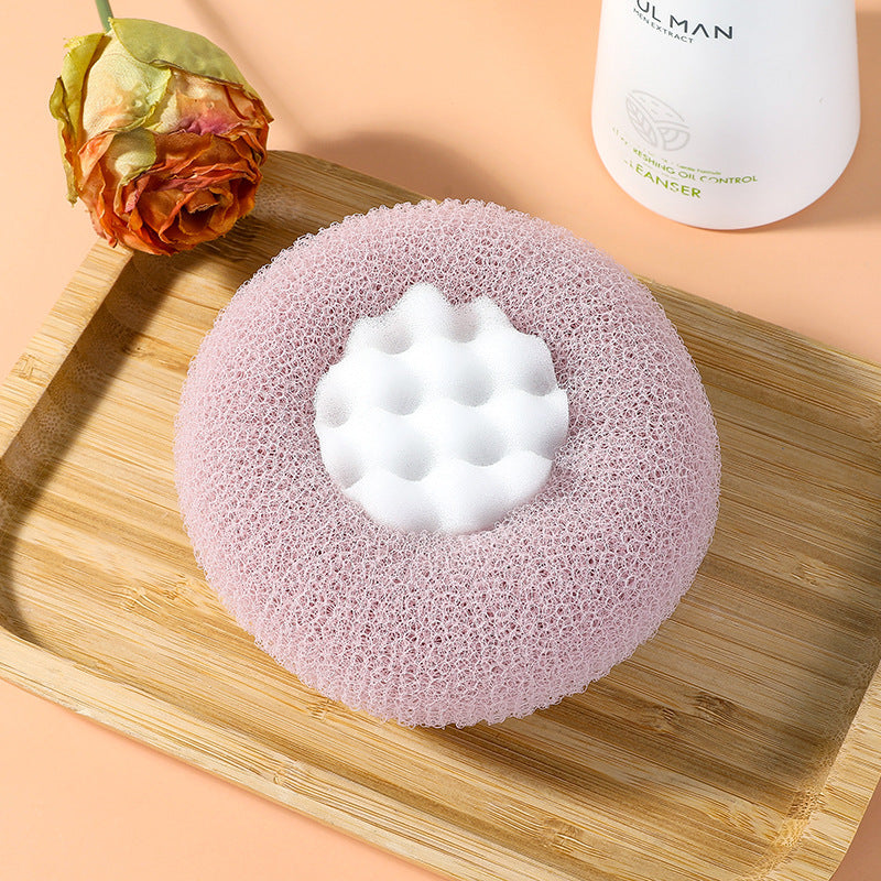 Exfoliating bath sponge in purple
