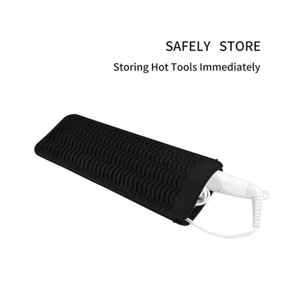 Heat resistant silicone mat pouch in black