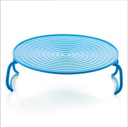 Microwave plate holder in blue