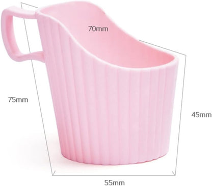 Cup holder that protects your hand from hot drinks
