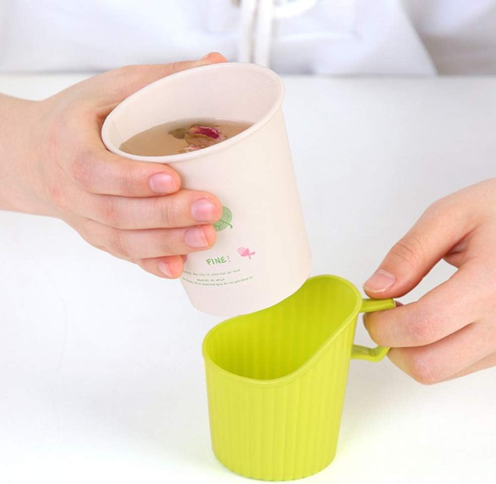 Reusable holder for disposable cups