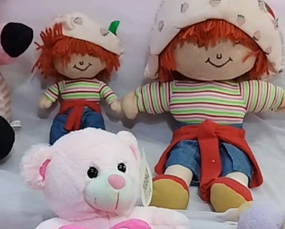 Strawberry plush toy, 19 cm and 35 cm sizes