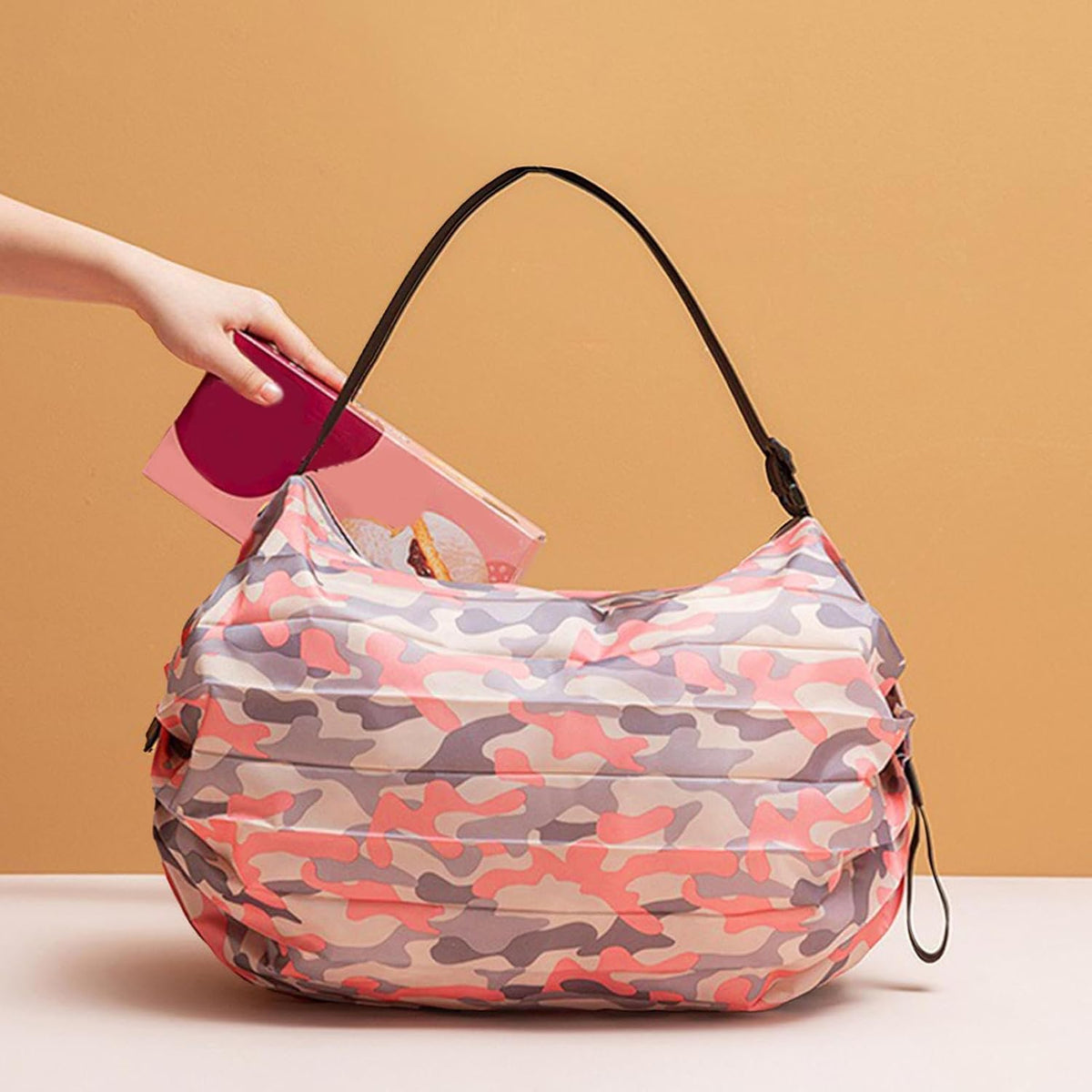 Large capacity carry bag