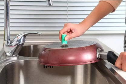 Rust removal brush for the kitchen
