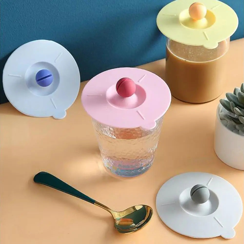 Reusable silicone mug lid