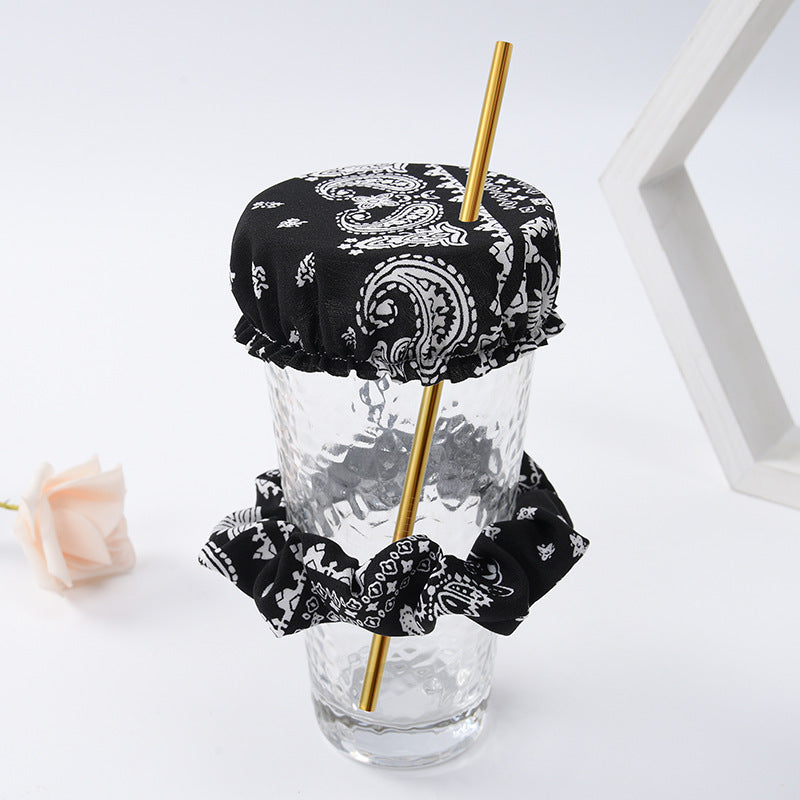 Compact drink cover you can carry anywhere