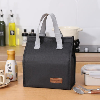 Waf Store Lebanon insulated lunch bag in black cationic fabric with grey handles and thermal aluminum foil lining.