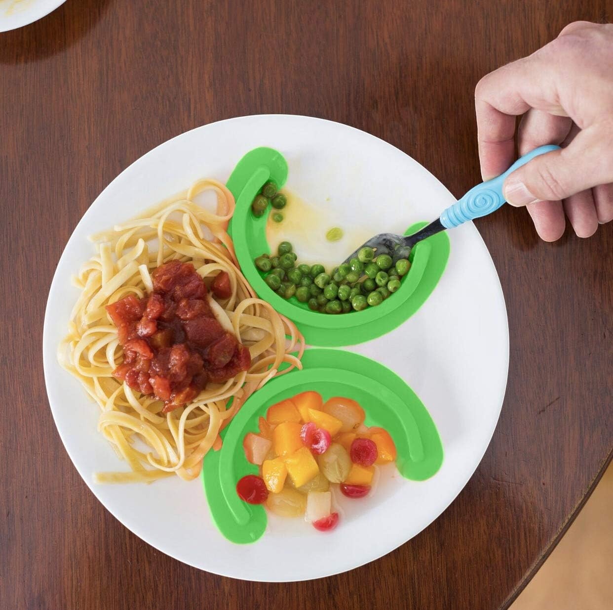 Waf Store Lebanon green silicone plate dividers with suction cups separating pasta and fruit on a white plate