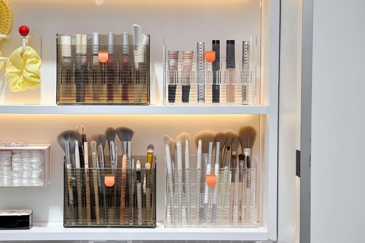 Makeup brush organizer set