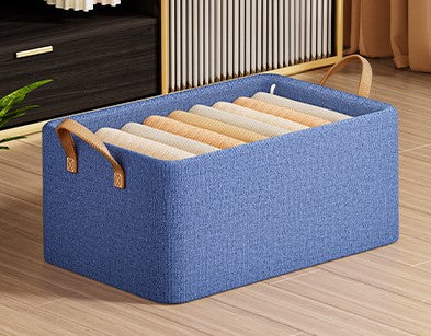 Wardrobe organizing box, large in blue