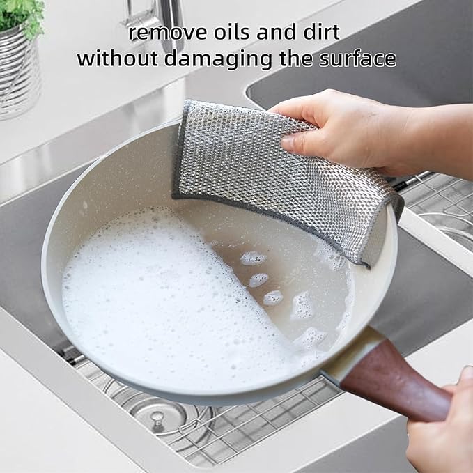 Wire cleaning cloth that removes rust, oil and stains