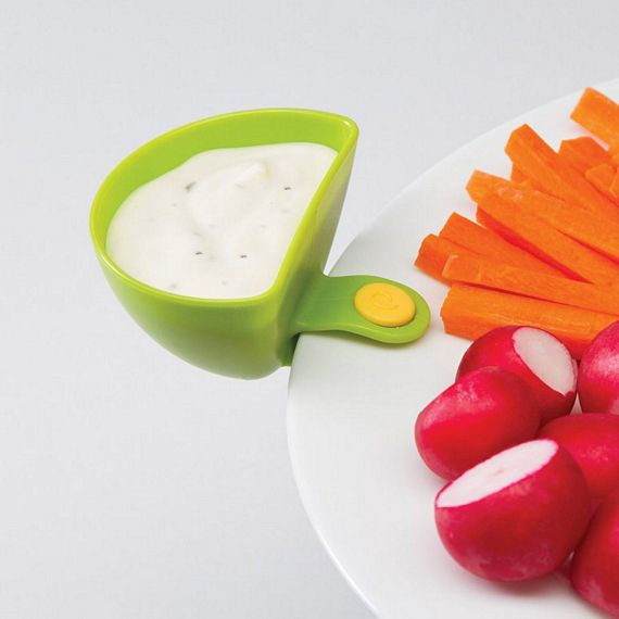 Dipping sauce clip in green