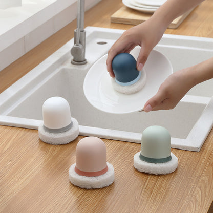 Ergonomic palm dish scrubber brush that is comfortable to hold